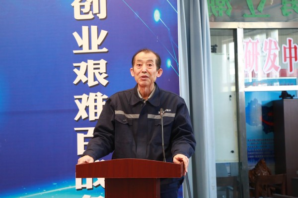 人力资源和社会保障部针对电工、焊工第三方评价活动照片和培训实景照片。