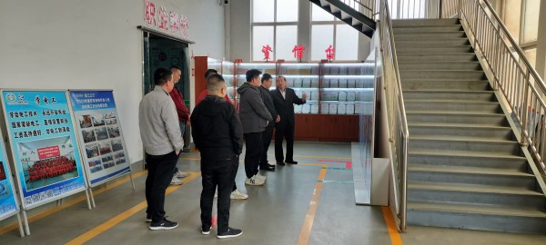 人力资源和社会保障部针对电工、焊工第三方评价活动照片和培训实景照片。