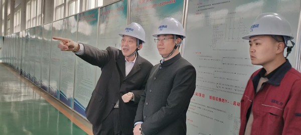 人力资源和社会保障部针对电工、焊工第三方评价活动照片和培训实景照片。