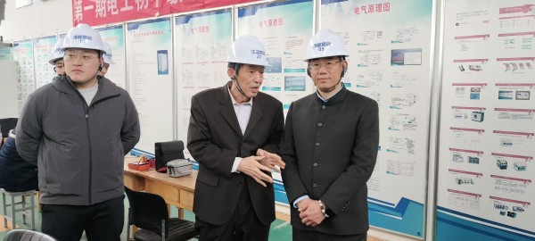 人力资源和社会保障部针对电工、焊工第三方评价活动照片和培训实景照片。