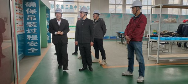 人力资源和社会保障部针对电工、焊工第三方评价活动照片和培训实景照片。