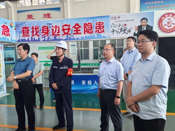电工焊工技能提升活动招聘照片