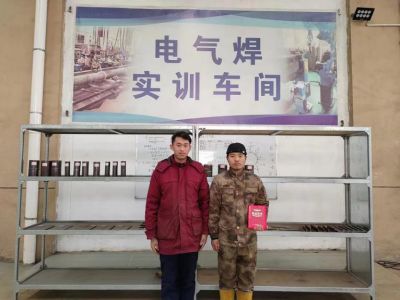 退伍军人职业技能培训电焊技能培训学员考核结业