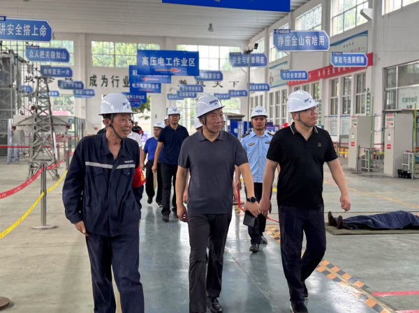泰安市应急管理局领导调研指导