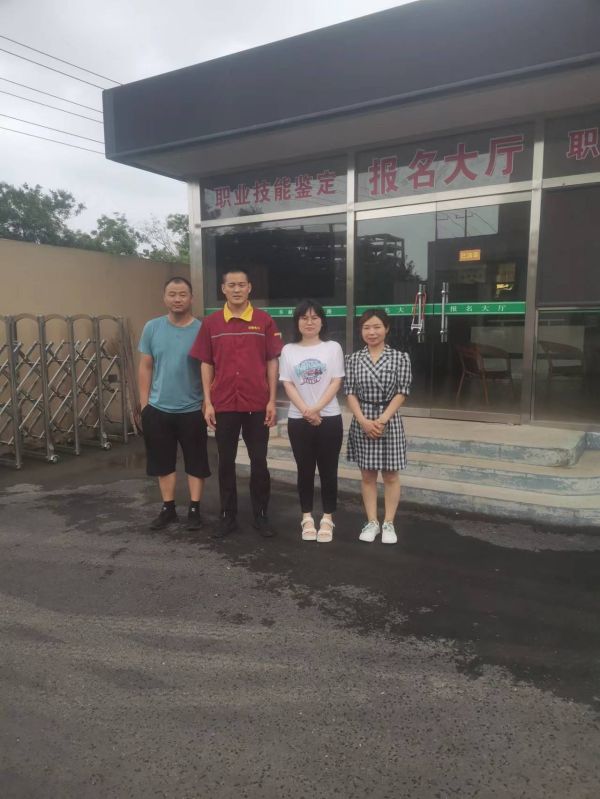 泽能公司电保姆做好抗洪抢险准备工作