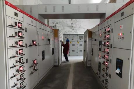 公司承担客户代维业务开展顺利